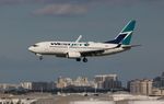 C-FWCN @ KFLL - WestJet 737-700 zx - by Florida Metal