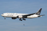 N77022 @ EBBR - at bru - by Ronald