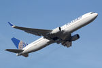 N656UA @ EBBR - at bru - by Ronald