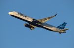 N946JL @ KLAX - Airbus A321-231
