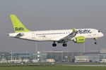YL-CSH @ EHAM - at spl - by Ronald