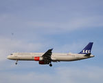 LN-RKI @ EKCH - LN-RKI taking off rw 22R
