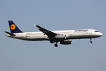 D-AISR @ EDDF - at fra - by Ronald