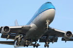 PH-BFR @ EHAM - at spl - by Ronald