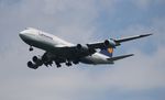 D-ABYS @ KORD - Lufthansa 747-8 zx - by Florida Metal