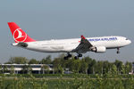 TC-JNE @ EHAM - at spl - by Ronald