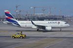 CC-BFT @ SPJC - Latam A320 ready for its next flight - by FerryPNL