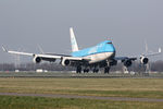 PH-CKA @ EHAM - at spl - by Ronald