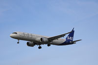 SE-DMS @ CPH - SE-DMS landing rw 22L - by Erik Oxtorp