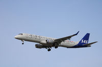 SE-RSL @ CPH - SE-RSL landing rw 22L - by Erik Oxtorp