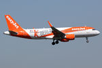 OE-ICQ @ EHAM - at spl - by Ronald