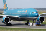 VN-A146 @ EDDF - at fra - by Ronald