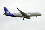 EI-SIZ @ CPH - Copenhagen on short final to R-04L - by leo larsen