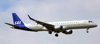 SE-RSN @ CPH - SE-RSN landing rw 04L - by Erik Oxtorp