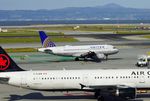 N805UA @ SFO - SFO 2023. - by Clayton Eddy
