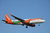 OE-IVT @ CPH - OE-IVT landing rw 04L - by Erik Oxtorp
