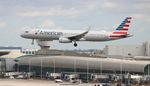 N151AN @ KMIA - AAL A321 zx - by Florida Metal