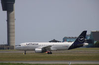 D-AIZA @ CPH - D-AIZA landed rw 22L - by Erik Oxtorp