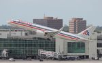 N172AJ @ KMIA - AAL 752 oc zx - by Florida Metal