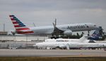 N175AN @ KMIA - AAL 752 nc zx - by Florida Metal