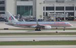 N182AN @ KMIA - AAL 752 oc zx - by Florida Metal