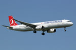 TC-JSN @ EHAM - at spl - by Ronald