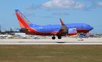 N209WN @ KFLL - SWA 737 canyon zx - by Florida Metal