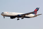 N184DN @ EBBR - at bru - by Ronald