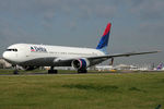 N1603 @ LFPG - at cdg - by Ronald