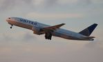 N229UA @ KLAX - UAL 772 zx - by Florida Metal