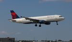 N312US @ KMIA - DAL A320 zx JFK-MIA - by Florida Metal