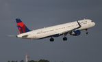 N314DN @ KMCO - DAL A321 zx MCO-MSP - by Florida Metal
