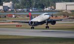N325US @ KDTW - DAL A320 zx DTW-IAH - by Florida Metal