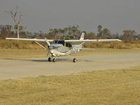 ZS-SOK - Landing at ABU Airstrip, Okavango Delta / Botswana - by Eva Prueckl