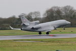 607 @ LFRB - Dassault Falcon 7X, Landing rwy 07R, Brest-Bretagne airport (LFRB-BES) - by Yves-Q