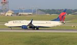 N379DA @ KCVG - DAL 738 zx CVG-TPA - by Florida Metal