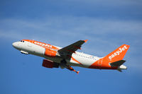 OE-LKP @ CPH - OE-LKP taking off rw 22R - by Erik Oxtorp