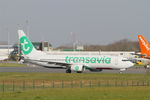 F-GZHP @ LFRB - Boeing 737-8K2, Taxiing to boarding ramp, Brest-Bretagne Airport (LFRB-BES) - by Yves-Q