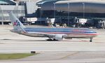 N396AN @ KMIA - AAL 763 oc zx MIA-LIM - by Florida Metal