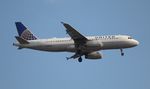 N440UA @ KORD - UAL A320 zx PHL-ORD - by Florida Metal