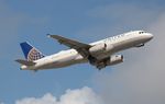 N441UA @ KFLL - UAL A320 zx FLL-IAD - by Florida Metal