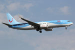 D-ATUQ @ EDDF - at fra - by Ronald