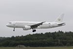 JY-AZB @ ESSA - RWY 26 - by wijken