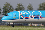 PH-BKA @ EHAM - at spl - by Ronald