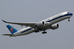 B-30EA @ EHAM - at spl - by Ronald
