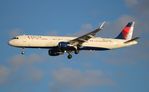N101DQ @ KTPA - DAL A321 zx DTW-TPA - by Florida Metal