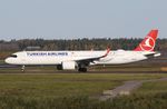 TC-LPA @ ESSA - RWY 01L - by wijken