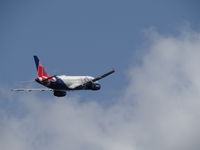 N605JB @ KHPN - 2005 Airbus A320-232 Red Sox - by Haldan Dickinson
