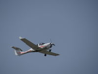 N44HH @ KHPN - 2017 Diamond Aircraft Inc. DA 40 NG Taking off - by Haldan Dickinson