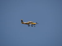 N68GT @ KHPN - Cirrus SR22 Taking Off - by Haldan Dickinson